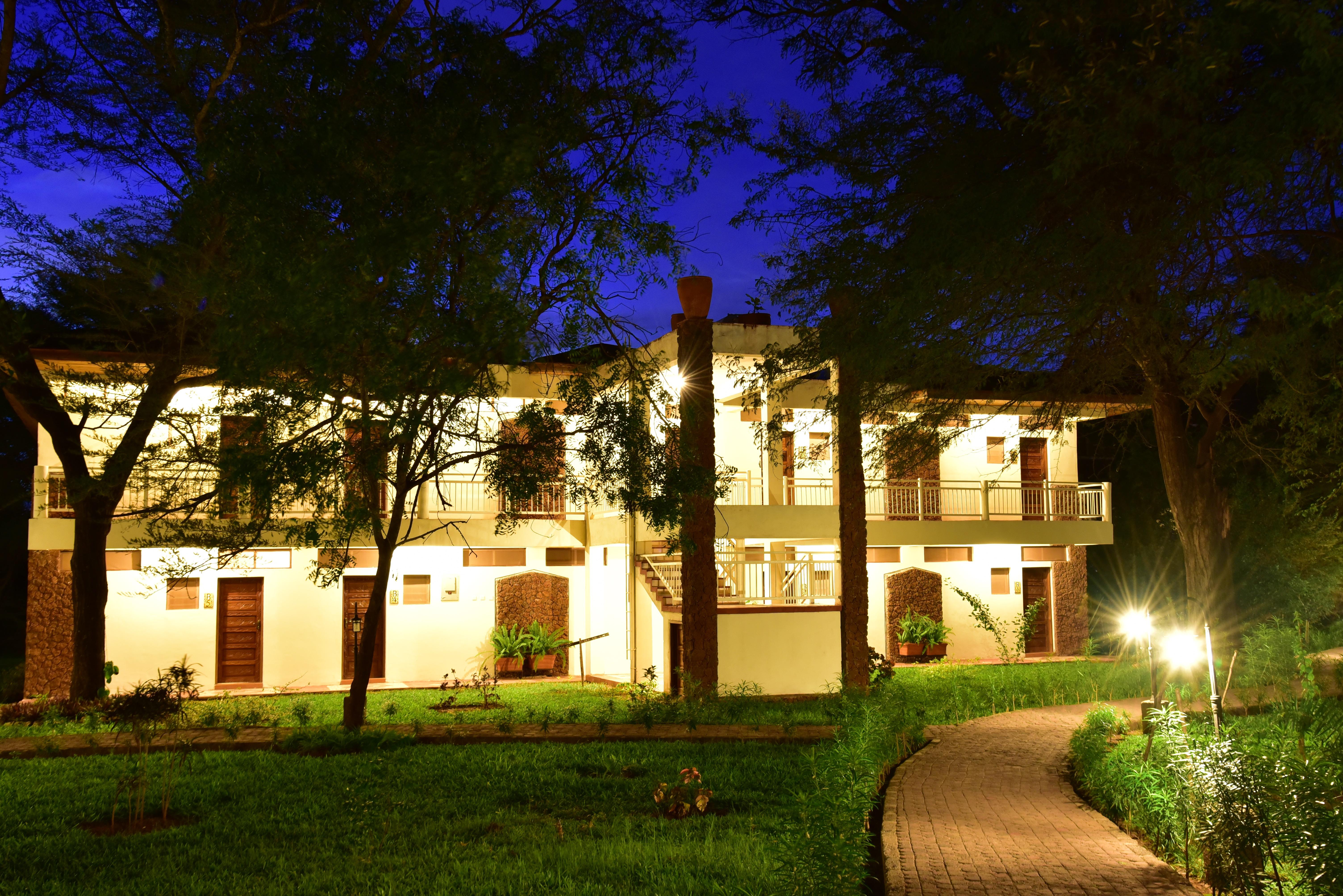 Hunters Lodge Twaandu Exterior photo